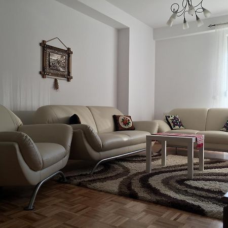 Apartment Gashi Pristina Extérieur photo
